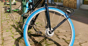 Fahrraddiebstahl - Ist BLAU sicherer? Hausratversicherung Fahrradversicherung